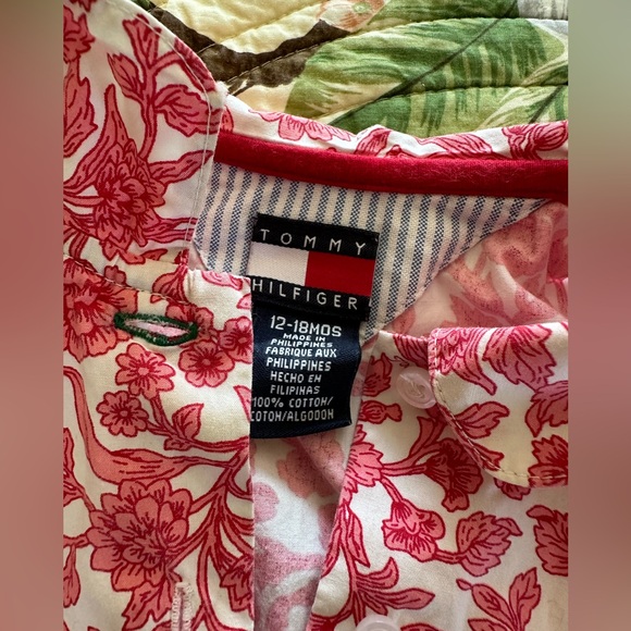 Tommy Hilfiger 12-18 month cotton button front tie back girls floral dress - Picture 2 of 4